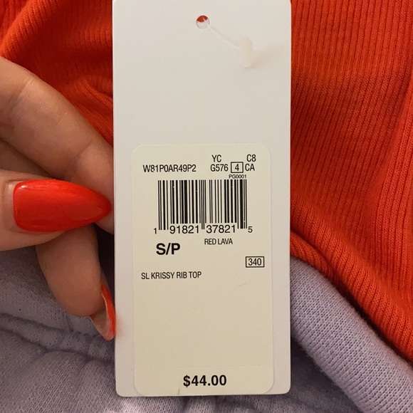 Never worn, tags on, guess fancy tank top - Picture 4 of 4